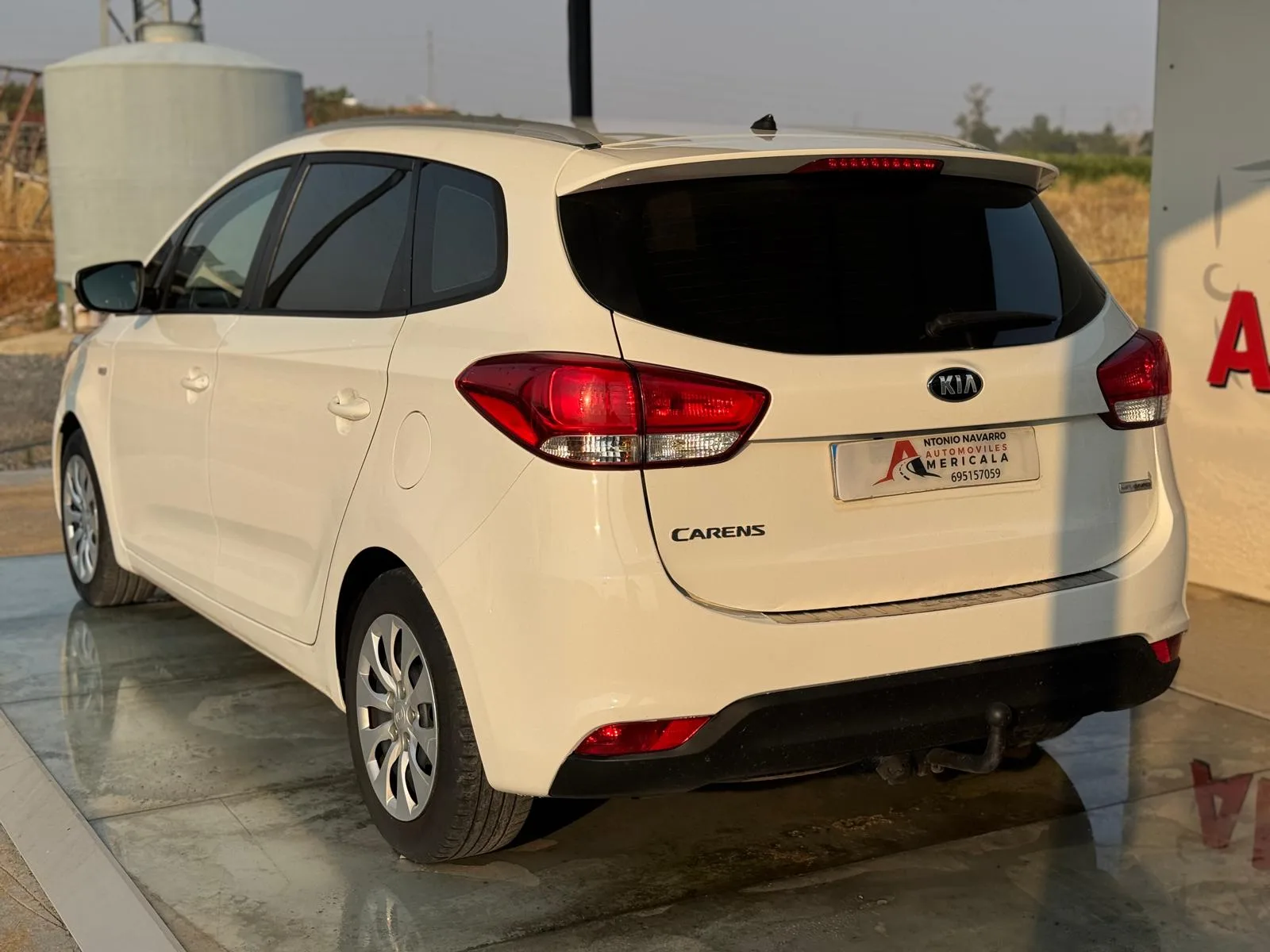 KIA - CARENS - 1.7 CRDi thumbnail 2