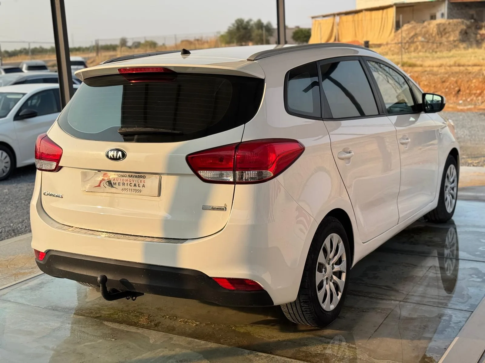 KIA - CARENS - 1.7 CRDi thumbnail 3