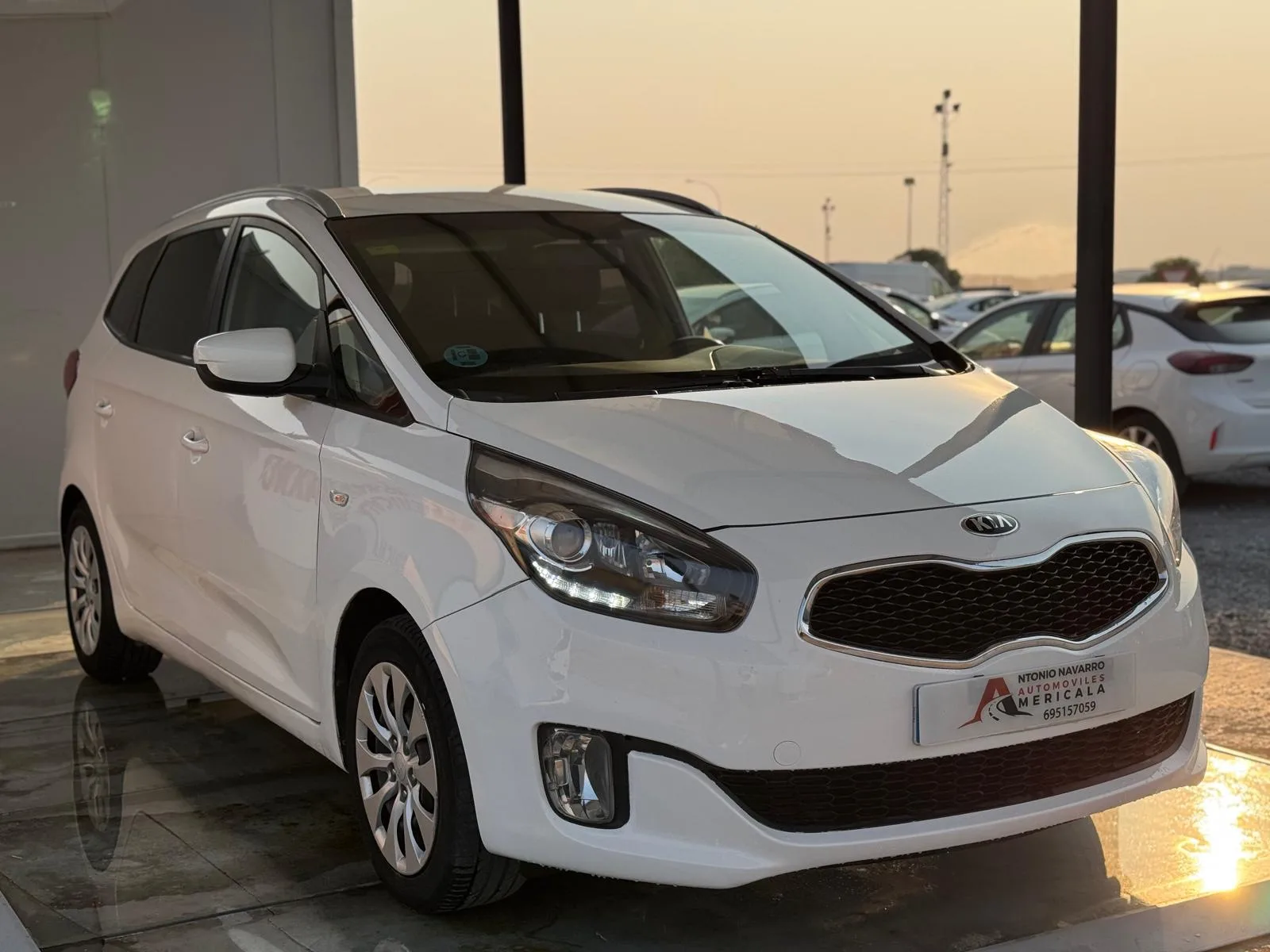 KIA - CARENS - 1.7 CRDi thumbnail 4