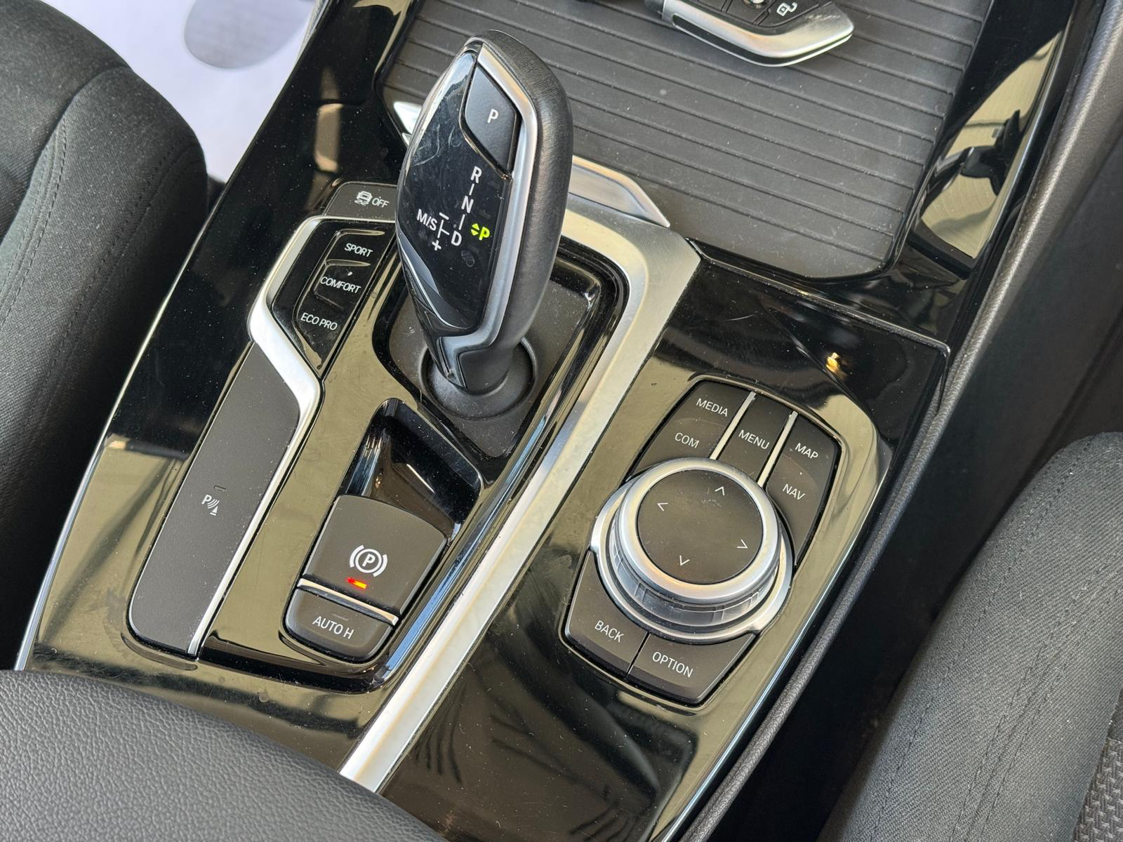 BMW X3 - Sdrive 18d thumbnail 10