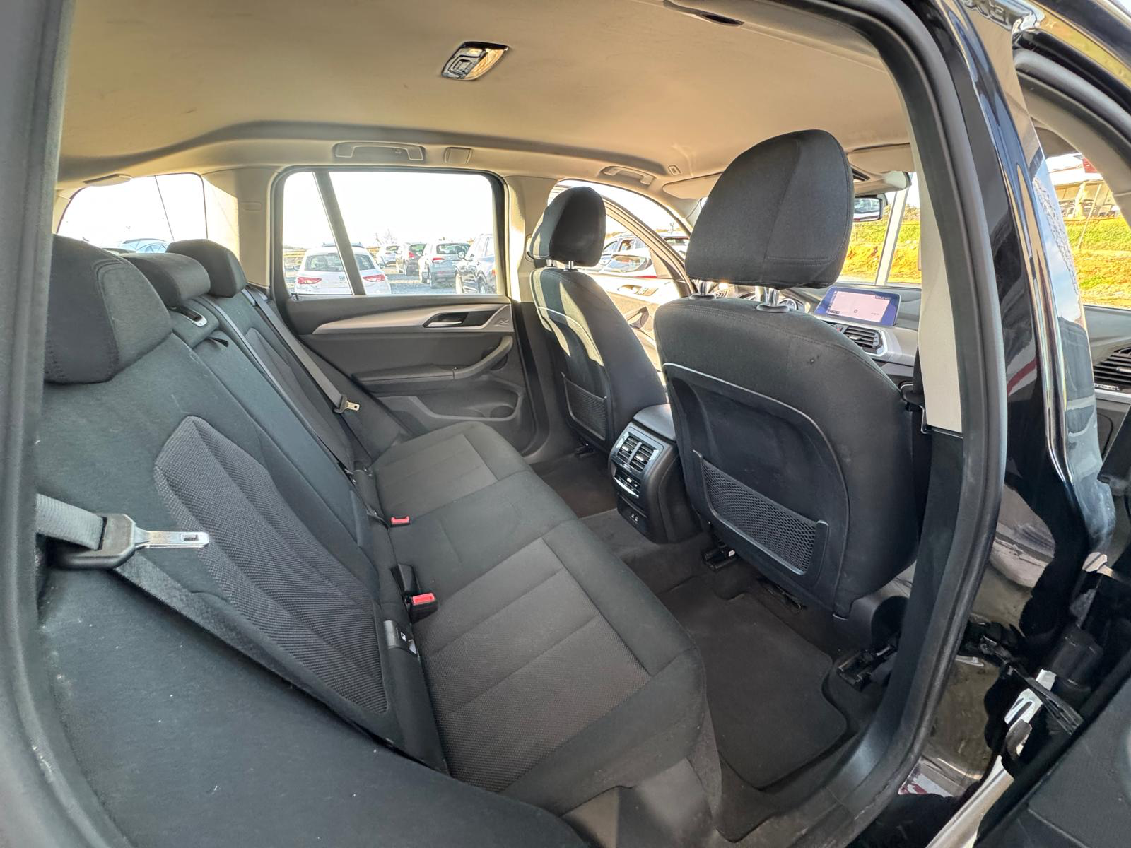 BMW X3 - Sdrive 18d thumbnail 12
