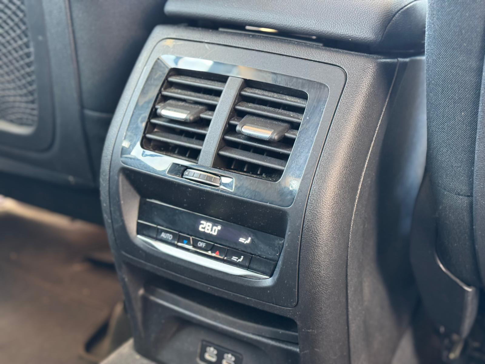 BMW X3 - Sdrive 18d thumbnail 14