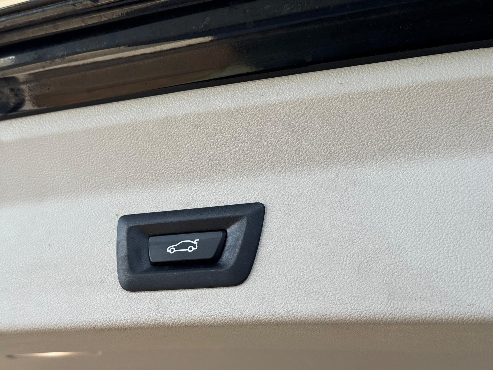 BMW X3 - Sdrive 18d thumbnail 16