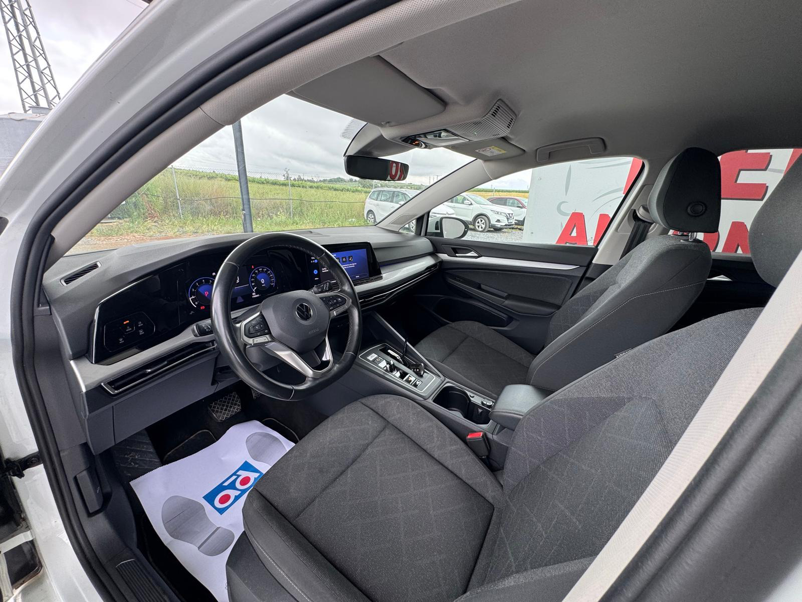 Volkswagen Golf - Life 1.0 eTSI DSG thumbnail 5
