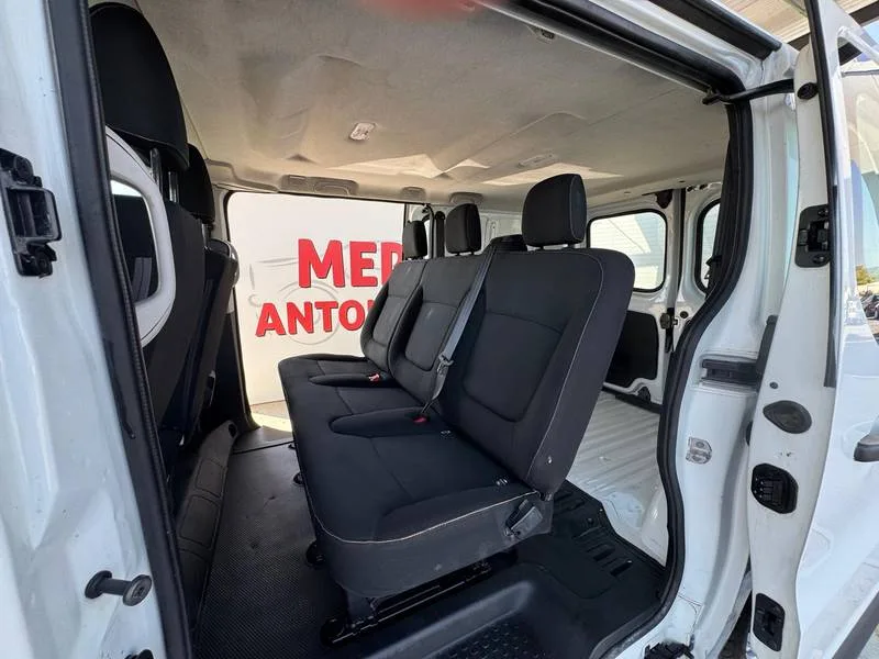 Renault Trafic 2.0d 120 cv thumbnail 11