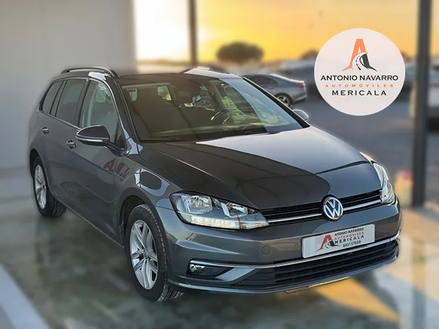 Volkswagen Golf 1.6 Tdi 115 cv thumbnail 2