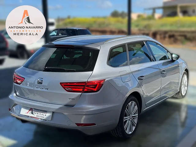Seat Leon 1.5 GNC 130 cv thumbnail 3