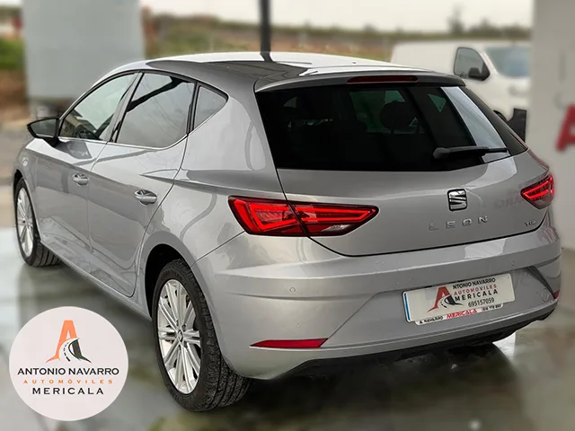 Seat Leon 1.5 GNC 130 cv thumbnail 4