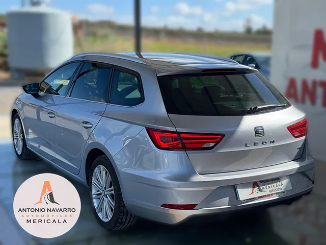 Seat Leon 1.5 GNC 130 cv thumbnail 4