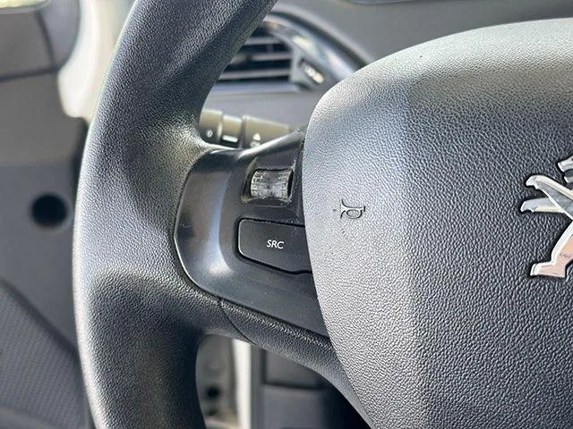 PEUGEOT – 208 – 1.6 BlueHDi 100cv thumbnail 5