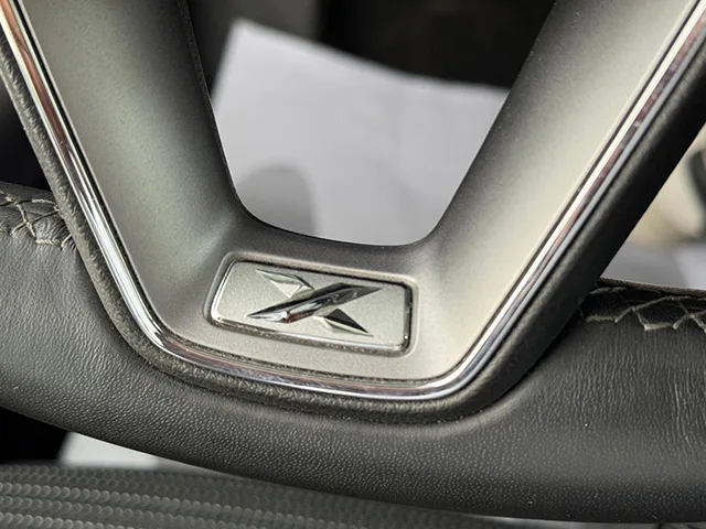 Seat Leon 1.5 GNC 130 cv thumbnail 10