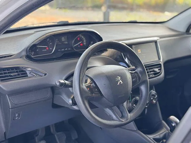 PEUGEOT – 208 – 1.6 BlueHDi 100cv thumbnail 10